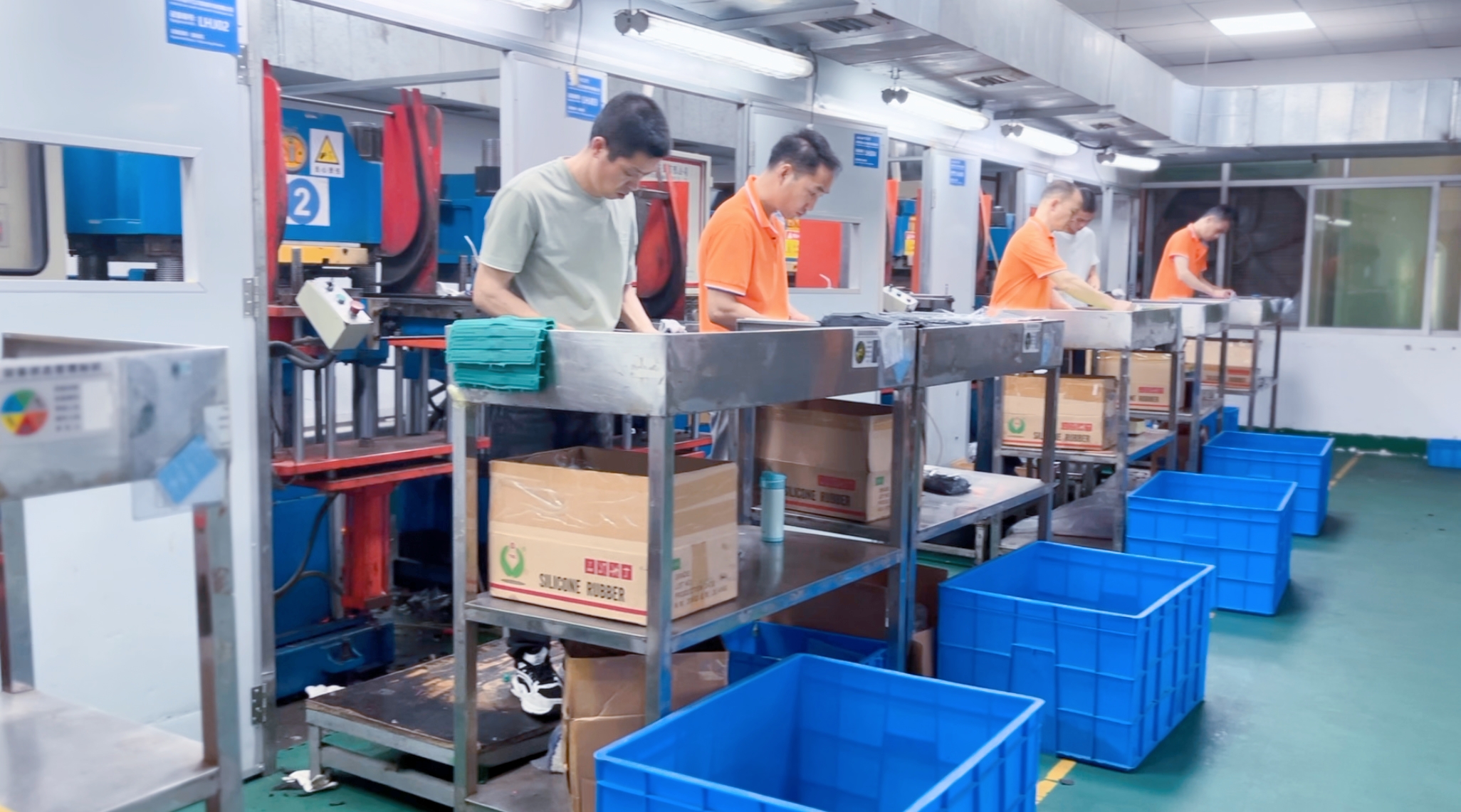 带你走进ca88官方唯一网站集团RFID硅胶腕带工厂NFC硅胶手环出产定造厂家